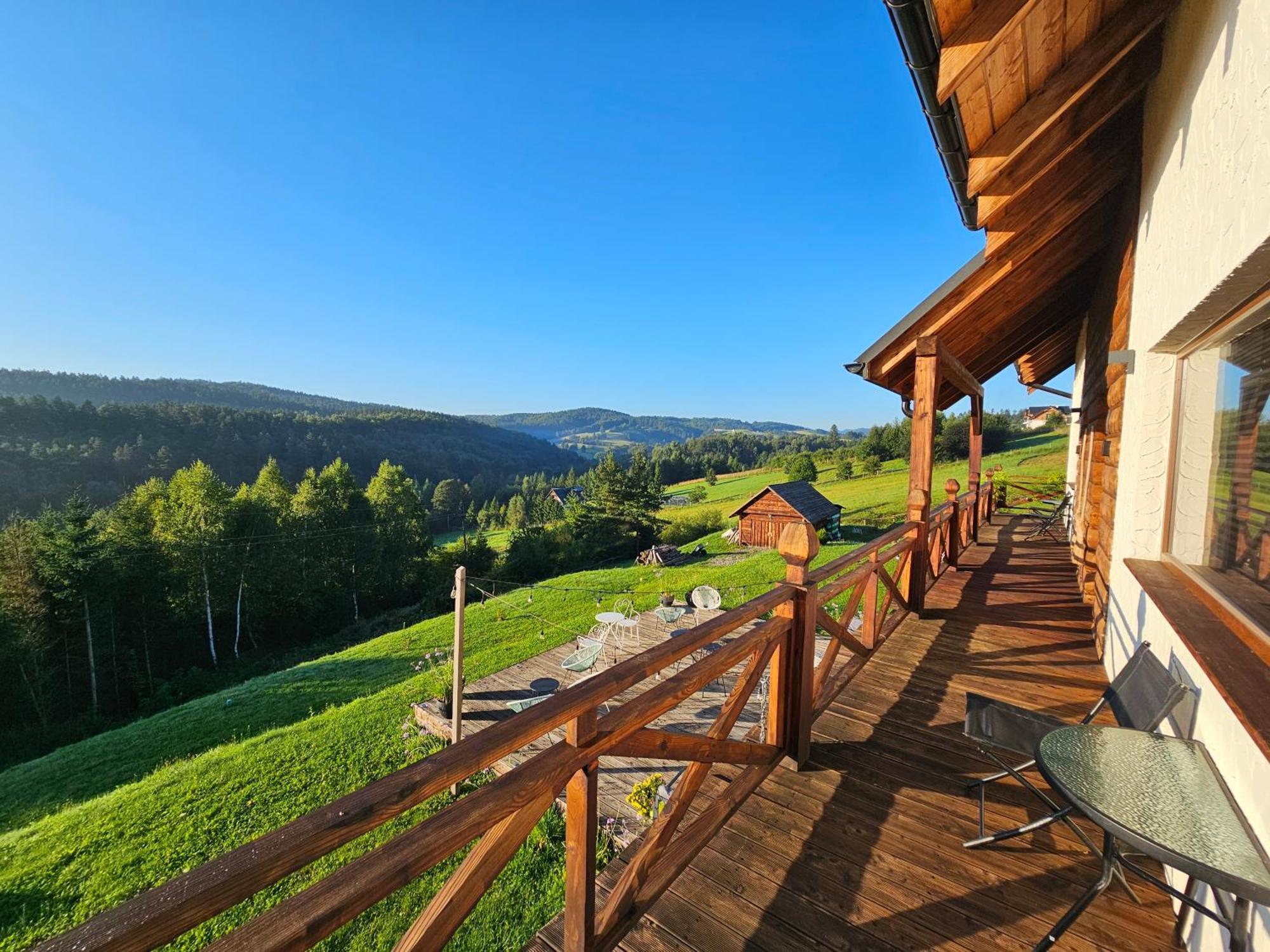 Chata W Bieszczadzie Apartamenty I Domki Z Basenem Bieszczady Polańczyk Exterior foto