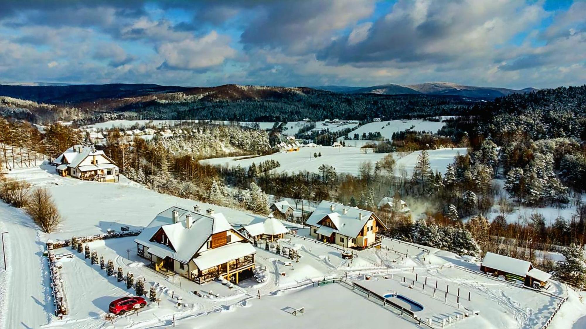 Chata W Bieszczadzie Apartamenty I Domki Z Basenem Bieszczady Polańczyk Exterior foto