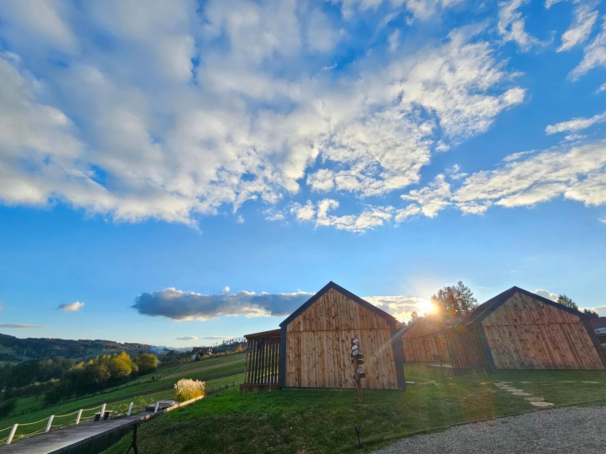Chata W Bieszczadzie Apartamenty I Domki Z Basenem Bieszczady Polańczyk Exterior foto