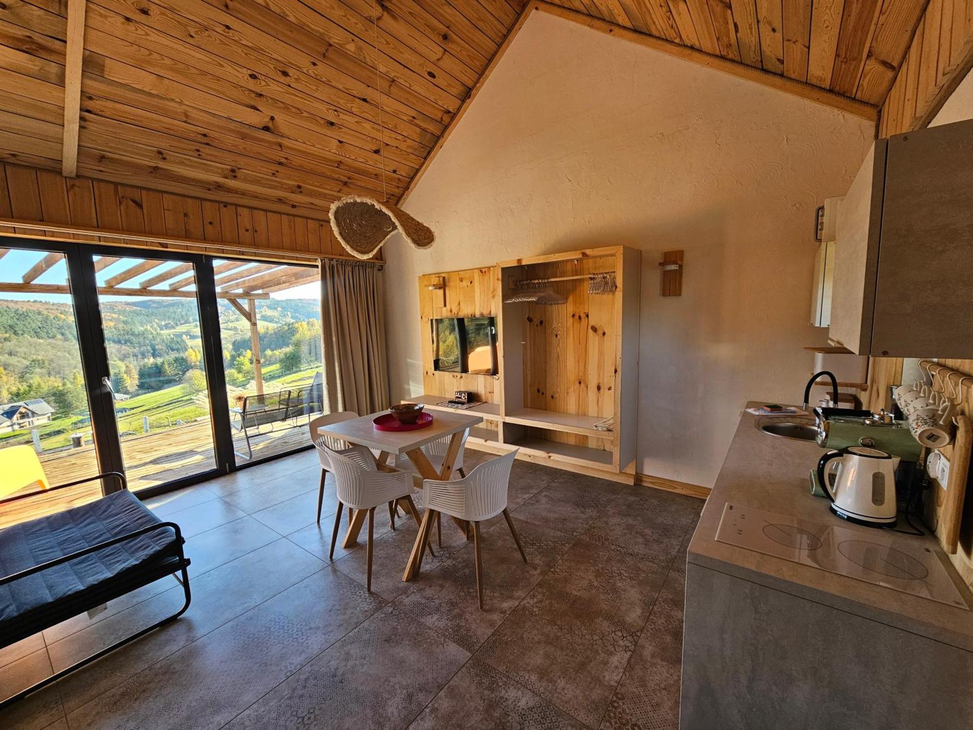 Chata W Bieszczadzie Apartamenty I Domki Z Basenem Bieszczady Polańczyk Exterior foto